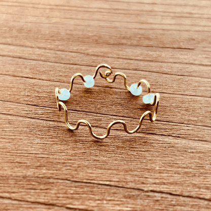 Pura Vida Anxiety Ring Gold: Handgefertigt in Deutschland. Minimal, hochwertig, unauffällig, alle Größen. Kann gegen Stress & Anspannung helfen