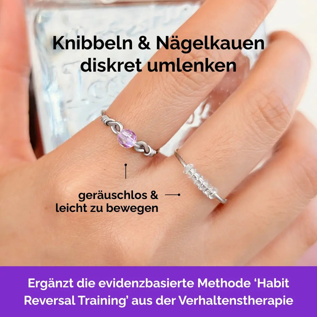 Fidget Ring silberfarben – drehbare Perlen als Skill gegen Nägelkauen, Skin Picking und unruhige Finger. Violet